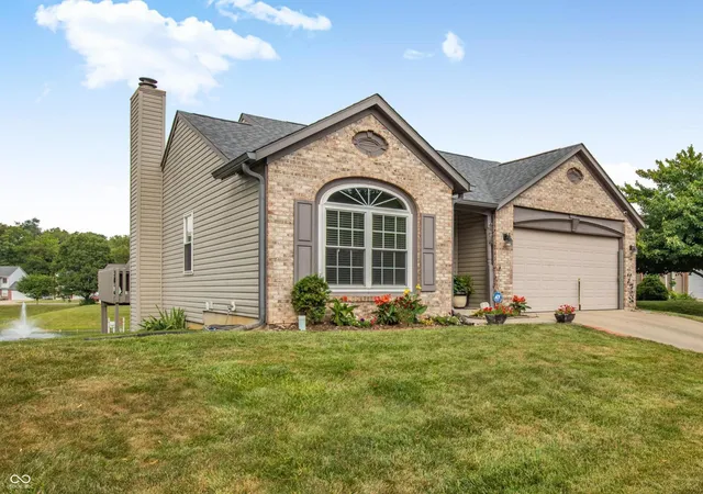 1st image of 3127 N White River Parkway East Dr, Indianapolis, IN 46208 | MLS# 22113329
