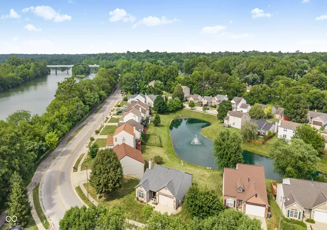 36th image of 3127 N White River Parkway East Dr, Indianapolis, IN 46208 | MLS# 22113329