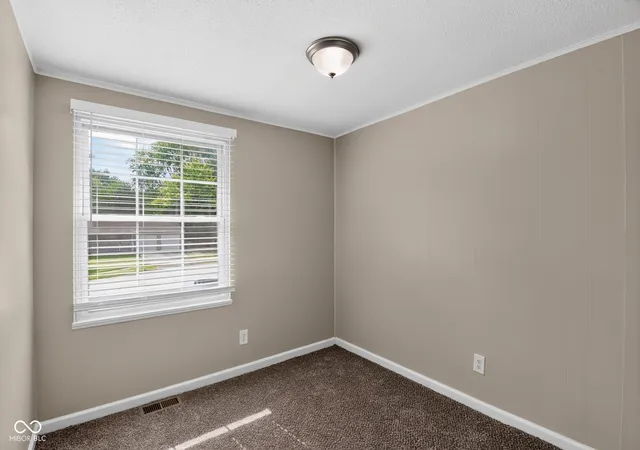 Photo 2 of Single family home for sale at 335 Broken Arrow Ct, Indianapolis, IN 46234 | MLS# 22113333 | Listing updated on 2026-10-02