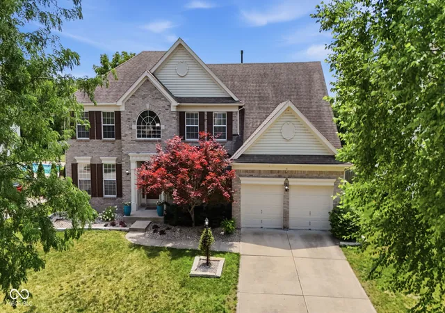 2nd image of 5729 Fairbourne Ct, Carmel, IN 46033 | MLS# 22113336