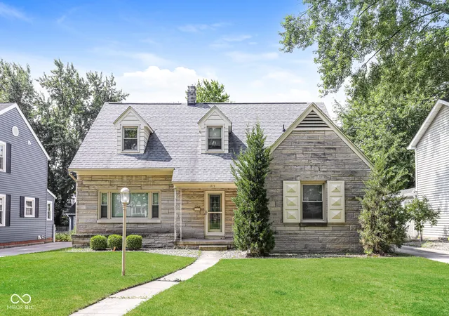 1st image of 1715 W Walnut St, Kokomo, IN 46901 | MLS# 22113345