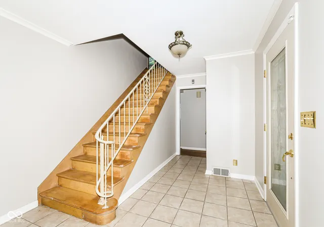 2nd image of 1715 W Walnut St, Kokomo, IN 46901 | MLS# 22113345
