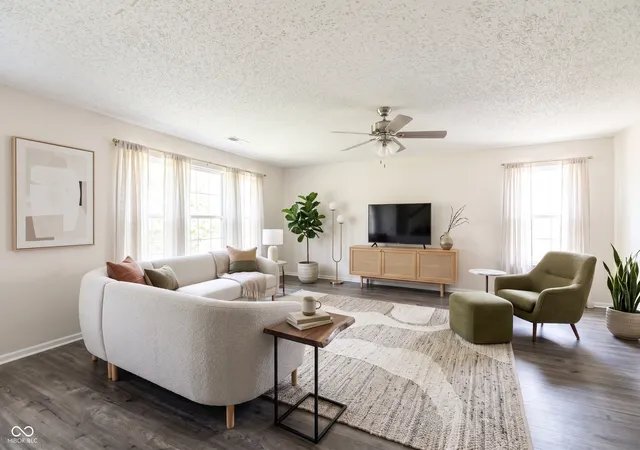 Photo 3 of Single family home for sale at 336 Legacy Blvd, Greenwood, IN 46143 | MLS# 22113373 | Listing updated on 2026-09-30