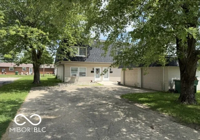 Homes for sale in New Castle, IN | 1618 Plymouth Dr, New Castle, IN 47362 | MLS# 22113382