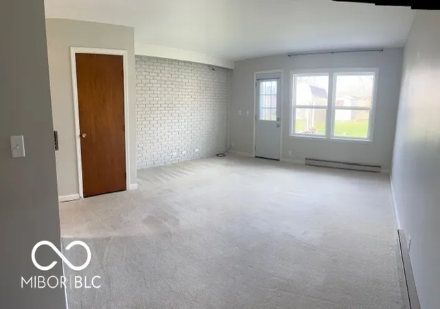 Homes for sale in New Castle, IN | 1618 Plymouth Dr, New Castle, IN 47362 | MLS# 22113382