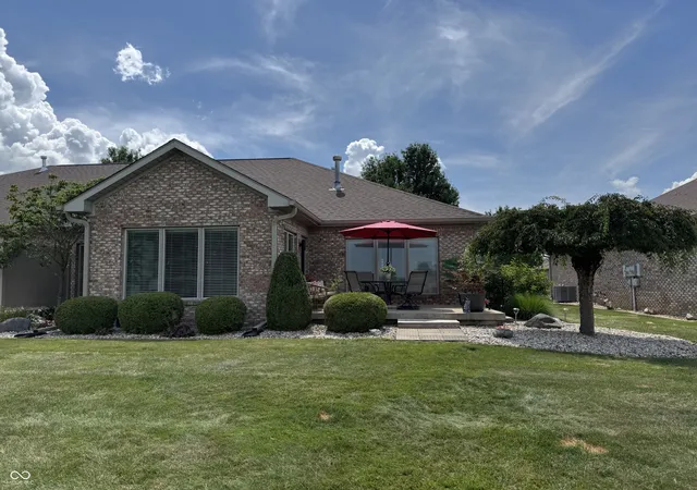 Photo 5 of Condo for sale at 121 Cardinal Ln, Alexandria, IN 46001 | MLS# 22113396 | Listing updated on 2026-08-24