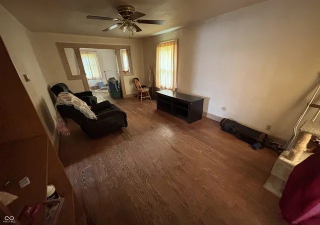 Photo 3 of Sale Pending at 319 S Dearborn St, Indianapolis, IN 46201 | MLS# 22113405 | Listing updated on 2026-08-20