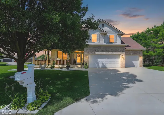 Single family home for sale at 1020 Sunset Bay, Cicero, IN 46034 | MLS# 22113409
