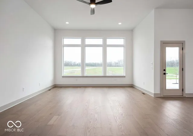2nd image of 11493 Selsey Rd, Fishers, IN 46040 | MLS# 22113441
