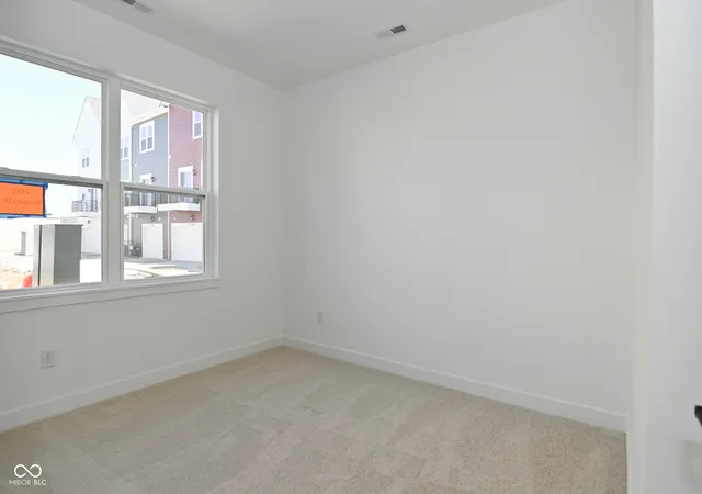 4th image of 2462 Peoples Dr, Indianapolis, IN 46205 | MLS# 22113459