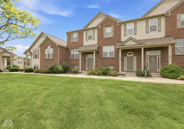 Photo 3 of Condo for sale at 8422 Codesa Way, Indianapolis, IN 46278 | MLS# 22113464 | Listing updated on 2026-08-05