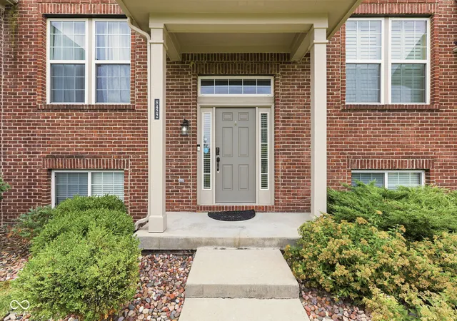 Photo 3 of Condo for sale at 8422 Codesa Way, Indianapolis, IN 46278 | MLS# 22113464 | Listing updated on 2026-08-05