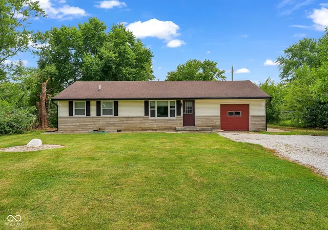 Photo 1 of Single family home for sale at 6315 Ratliff Rd, Camby, IN 46113 | MLS# 22113467 | Listing updated on 2026-10-10