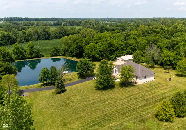 Homes for sale in Anderson, IN | 1500 N Cr 1000 W W, Anderson, IN 46012 | MLS# 22113482