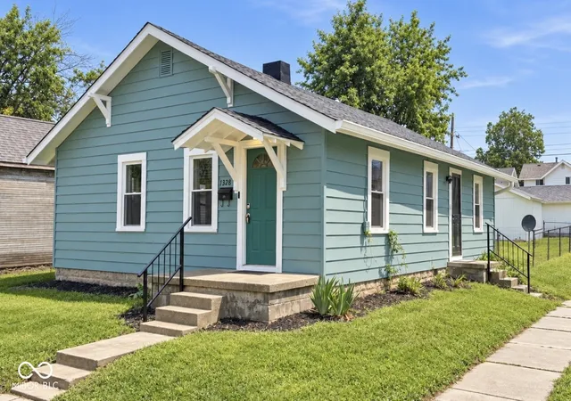 Photo 1 of Single family home for sale at 1328 S 20th Street, New Castle, IN 47362 | MLS# 22113489 | Listing updated on 2026-09-21