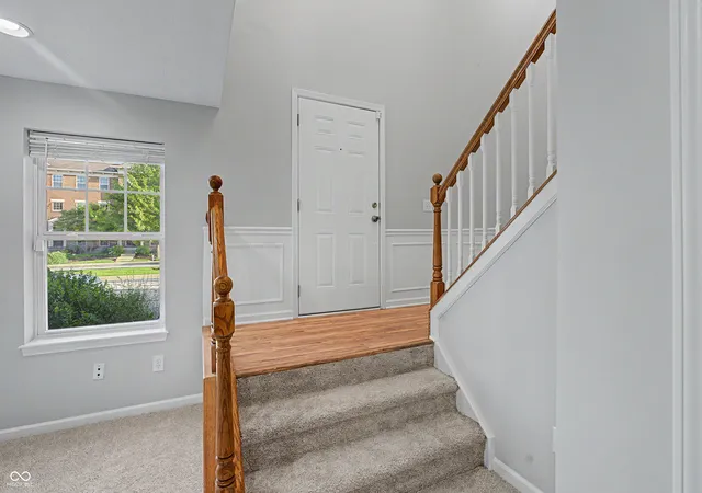 Photo 3 of Townhouse for sale at 6342 Central Blvd, Whitestown, IN 46075 | MLS# 22113501 | Listing updated on 2026-09-30