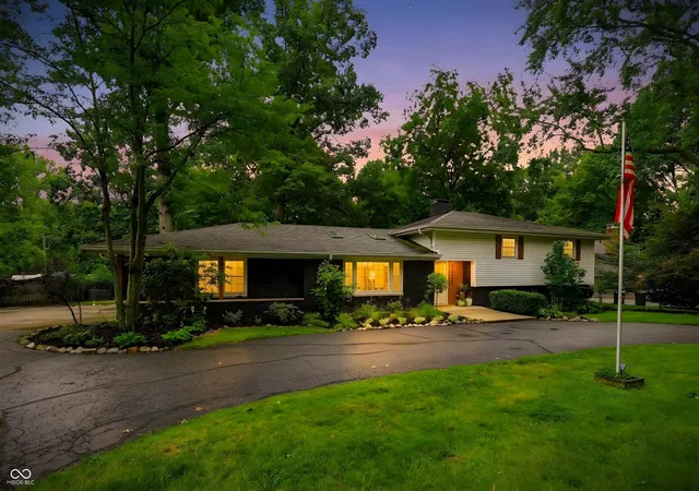 4th image of 7305 Whitehall Dr, Indianapolis, IN 46256 | MLS# 22113505