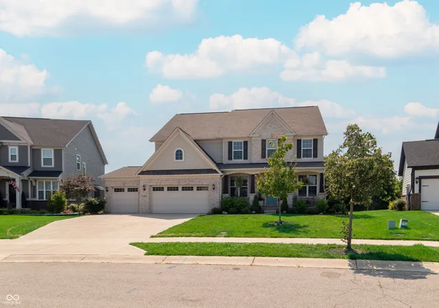 Photo 1 of Single family home for sale at 18819 Dooney Ct, Noblesville, IN 46062 | MLS# 22113531 | Listing updated on 2026-09-18
