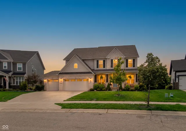 Photo 2 of Single family home for sale at 18819 Dooney Ct, Noblesville, IN 46062 | MLS# 22113531 | Listing updated on 2026-09-18
