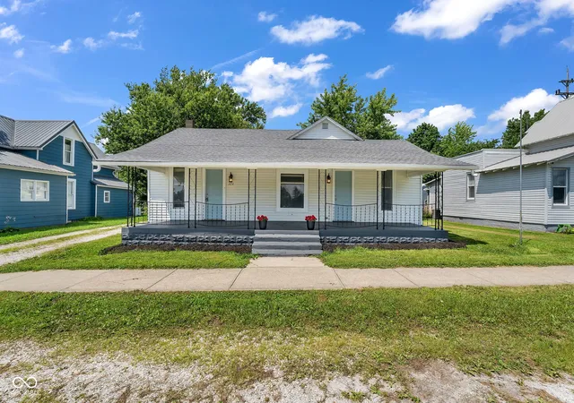 2nd image of 326 E Taylor St, Ladoga, IN 47954 | MLS# 22113537