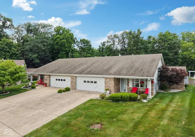 Photo 2 of Single family home for sale at 5662 Misty Ridge Dr, Indianapolis, IN 46237 | MLS# 22113539 | Listing updated on 2026-07-12