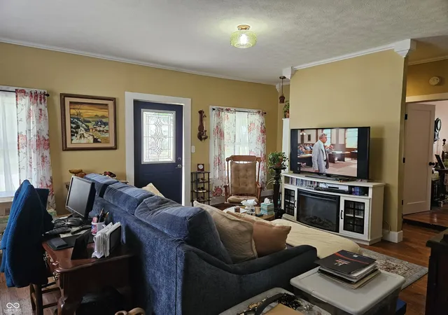 3rd image of 105 E Logan St, Attica, IN 47918 | MLS# 22113549