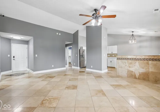 5th image of 6111 Angelina Wy, Indianapolis, IN 46203 | MLS# 22113551