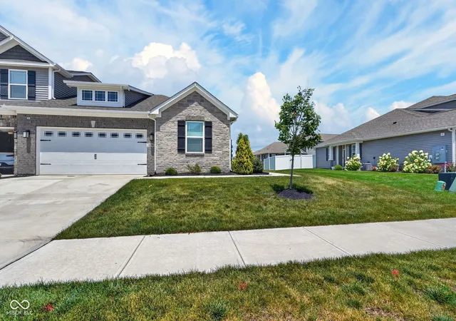 1st image of 6396 Yuma Ct, Whitestown, IN 46075 | MLS# 22113575