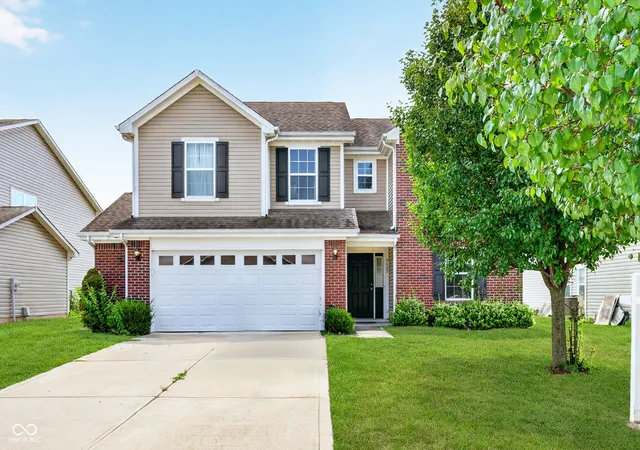 1st image of 5663 Battersea Ln, Plainfield, IN 46168 | MLS# 22113578