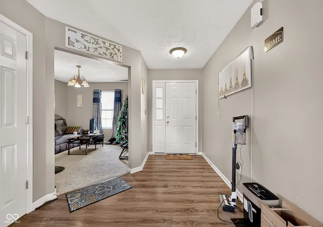 3rd image of 5663 Battersea Ln, Plainfield, IN 46168 | MLS# 22113578