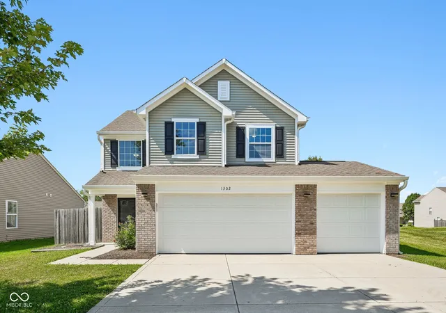 1st image of 1302 Grand Canyon Cir, Franklin, IN 46131 | MLS# 22113583