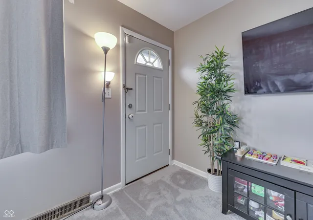 Photo 4 of Single family home for sale at 8025 W Sycamore Rd, Fairland, IN 46126 | MLS# 22113584 | Listing updated on 2026-09-29
