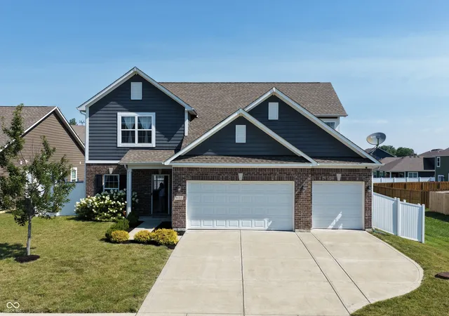 Photo 1 of Single family home for sale at 9122 Hemingway Dr, Indianapolis, IN 46239 | MLS# 22113591 | Listing updated on 2026-09-07