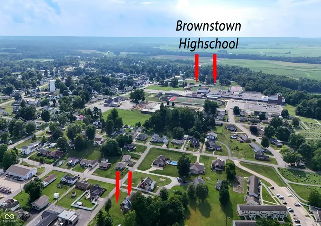 Homes for sale in Brownstown, IN | 105 W Summit St, Brownstown, IN 47220 | MLS# 22113594