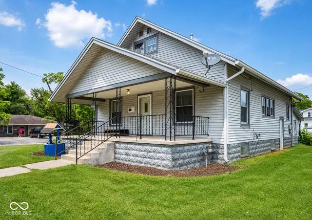 Photo 1 of Single family home for sale at 530 Homestead Ave, Seymour, IN 47274 | MLS# 22113606 | Listing updated on 2026-07-27
