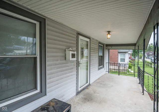 Photo 4 of Single family home for sale at 530 Homestead Ave, Seymour, IN 47274 | MLS# 22113606 | Listing updated on 2026-07-27