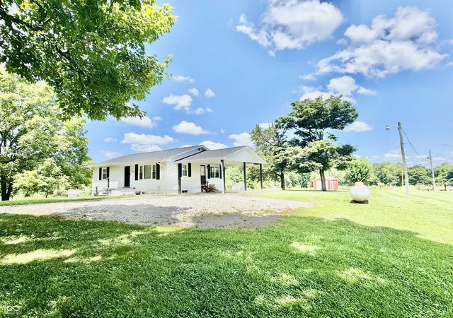 2nd image of 2959 Gil Gal Rd, Heltonville, IN 47436 | MLS# 22113612