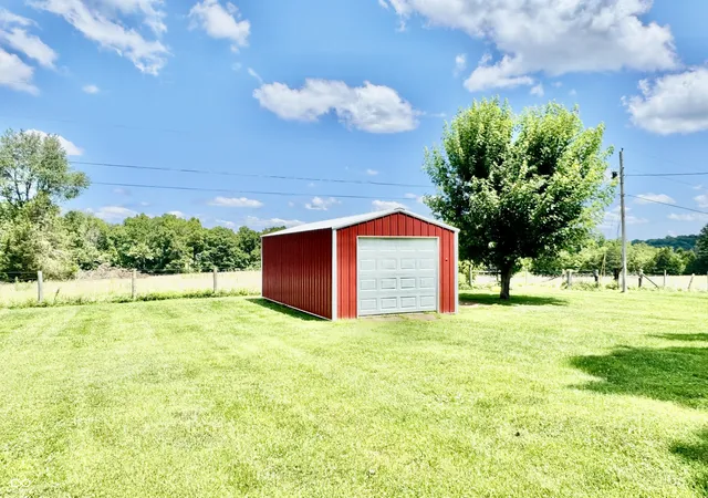 29th image of 2959 Gil Gal Rd, Heltonville, IN 47436 | MLS# 22113612