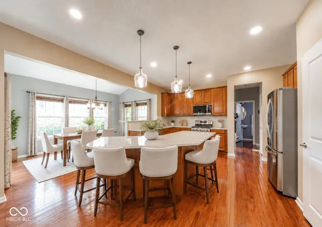 Photo 3 of Single family home for sale at 5825 Somerset Blvd E, Bargersville, IN 46106 | MLS# 22113625 | Listing updated on 2026-08-27