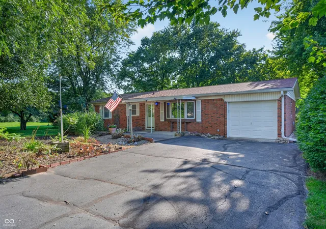 1st image of 18055 Deshane Ave, Noblesville, IN 46060 | MLS# 22113630