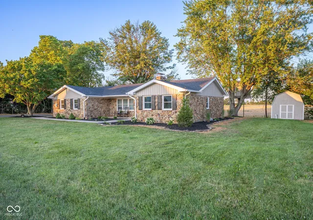 4th image of 1639 N Buck Creek, Greenfield, IN 46140 | MLS# 22113647