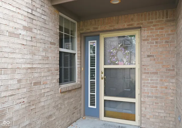 Photo 3 of Sale Pending at 10504 Muir Ln, Fishers, IN 46037 | MLS# 22113654 | Listing updated on 2026-09-21