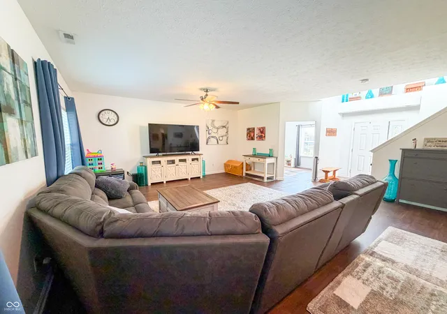 Photo 4 of Single family home for sale at 1713 Danielle Rd, Lebanon, IN 46052 | MLS# 22113659 | Listing updated on 2026-10-08