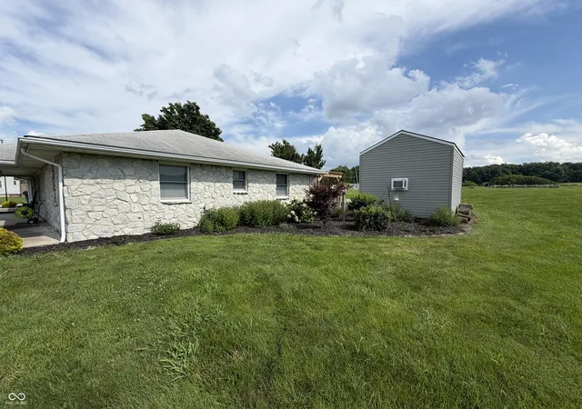 3rd image of 106 E 14Th St, Clay City, IN 47841 | MLS# 22113690