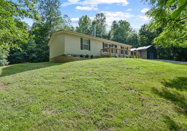4th image of 5542 E Washboard Rd, Bloomfield, IN 47424 | MLS# 22113693