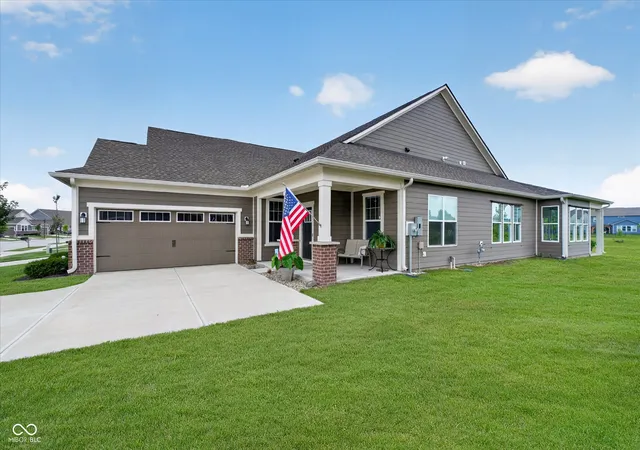 2nd image of 3055 Sharon Cir, Brownsburg, IN 46112 | MLS# 22113740