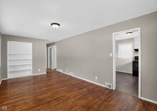 Photo 3 of Single family home for sale at 3902 N Hartman Dr, Indianapolis, IN 46226 | MLS# 22113743 | Listing updated on 2026-10-23