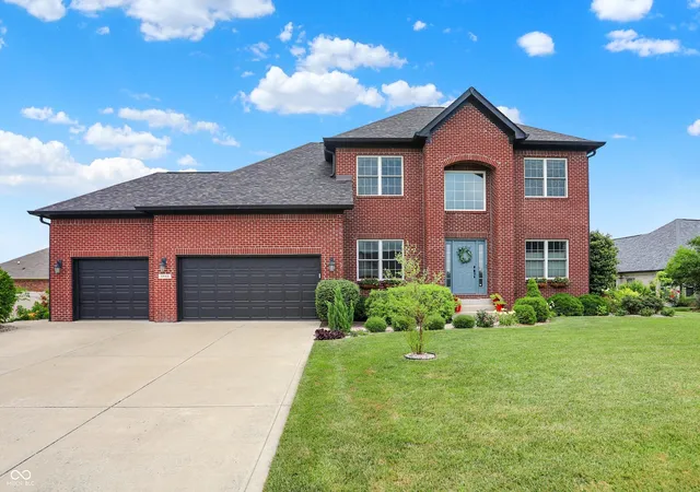 2nd image of 2843 S Colton Rd, New Palestine, IN 46163 | MLS# 22113763