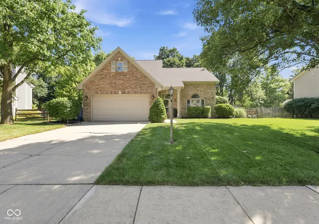 47th image of 12505 Bentley Blvd, Fishers, IN 46038 | MLS# 22113782