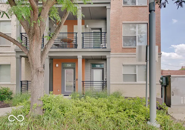 1st image of 118 E North St, Indianapolis, IN 46204 | MLS# 22113783